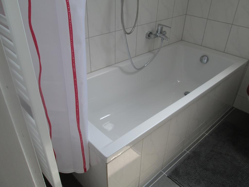 Apartment Krio Nicola Rothfuchs 1 *