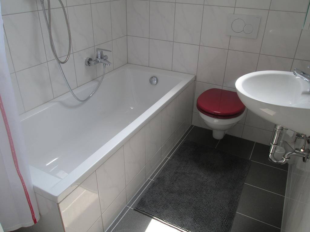 Apartment Krio Nicola Rothfuchs 1 *